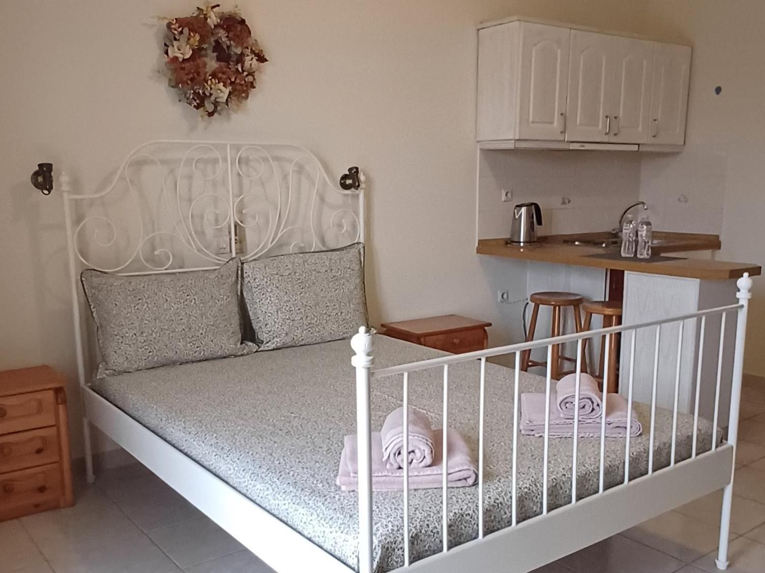 Flora Corfu - Adults Only *